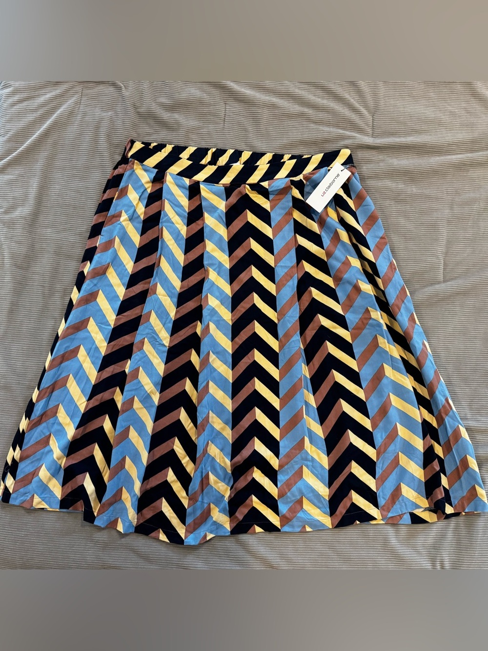 Liz Claiborne Burlwood Chevron Midi Skirt